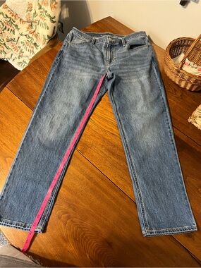 Old Navy Women's Light Blue Boyfriend Jeans